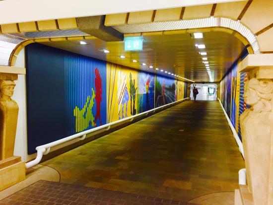 Am Tunnel